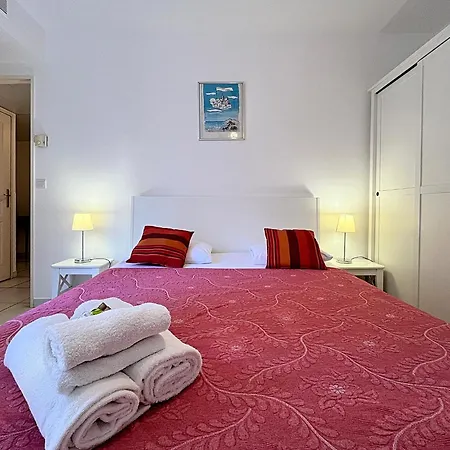 Viva Riviera -14 Avenue Isola Bella Apartamento *